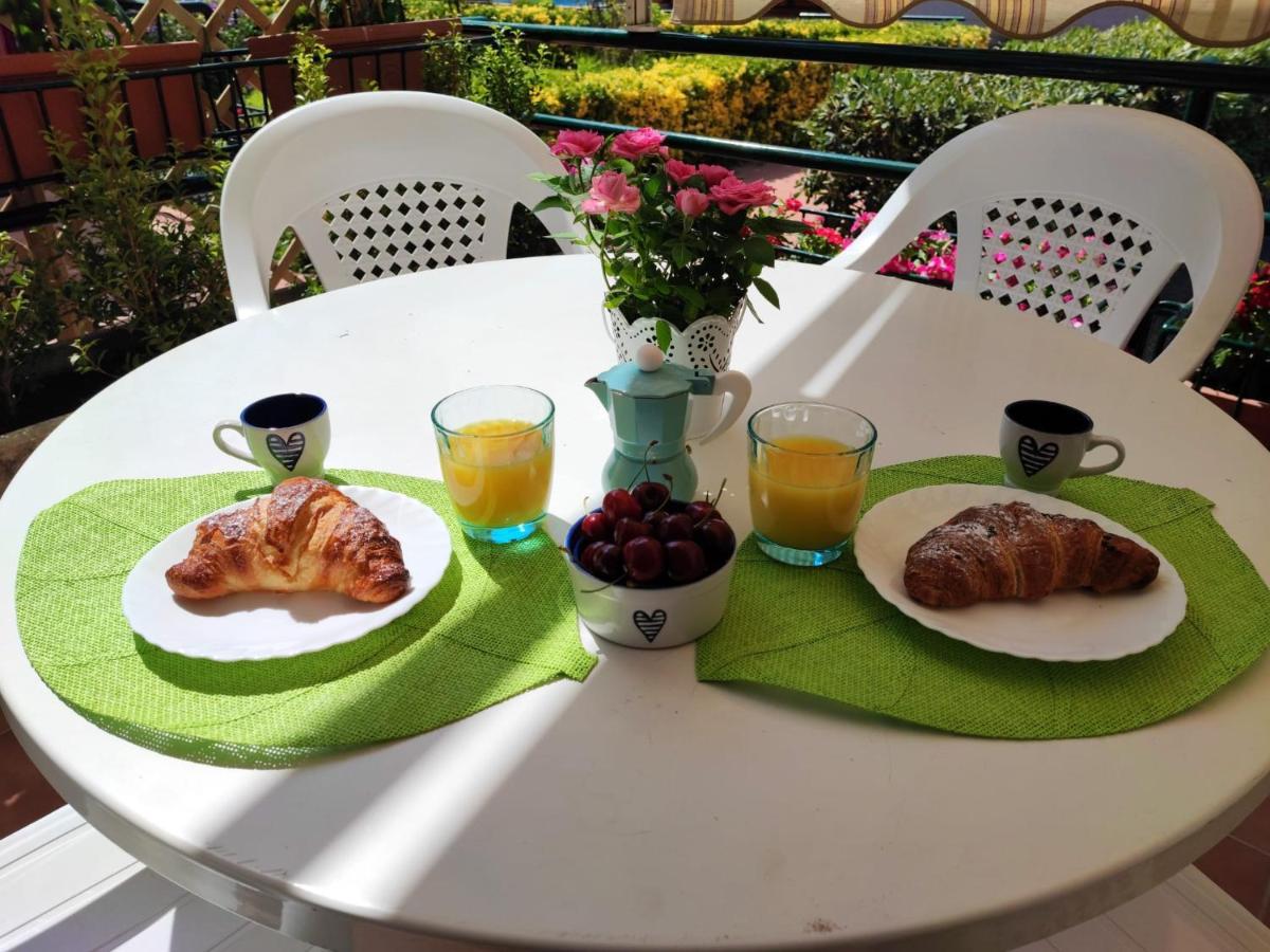 Apartamento Sea Garden, fronte mare con piscina Mascali Exterior foto