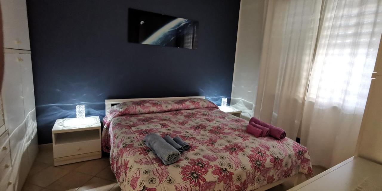 Apartamento Sea Garden, fronte mare con piscina Mascali Exterior foto